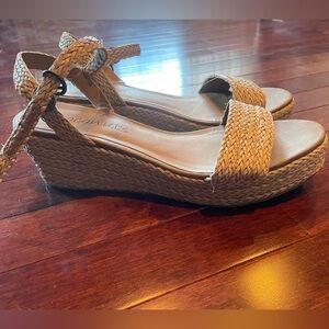 Women’s Raffia Wedge Sandal